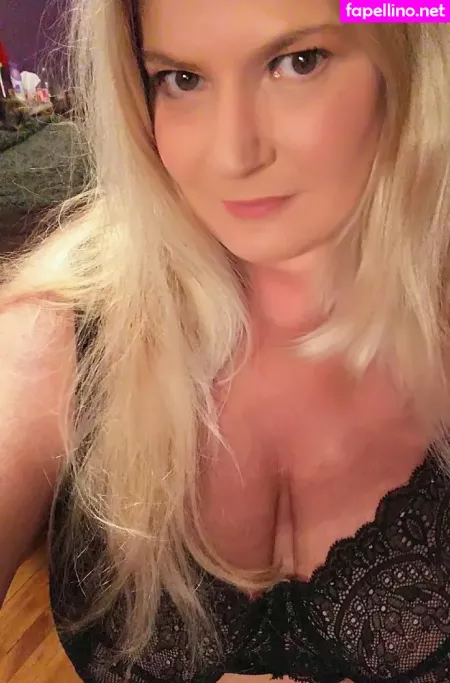 Uniquilyyours OnlyFans Thumbnail #SMsZKo48gM