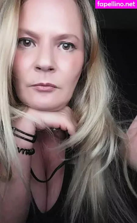 Uniquilyyours OnlyFans Thumbnail #uU3HyQJAZV
