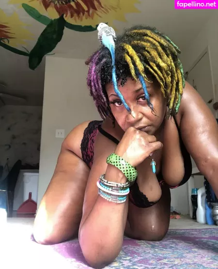 Universallovvvve OnlyFans Thumbnail #zjZ1tw2oag