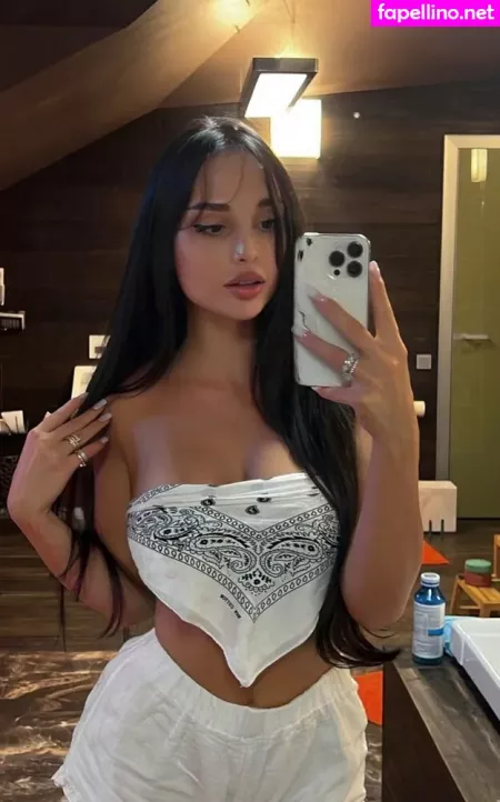 Unrealcobain OnlyFans Thumbnail #f0oJY4LqyD