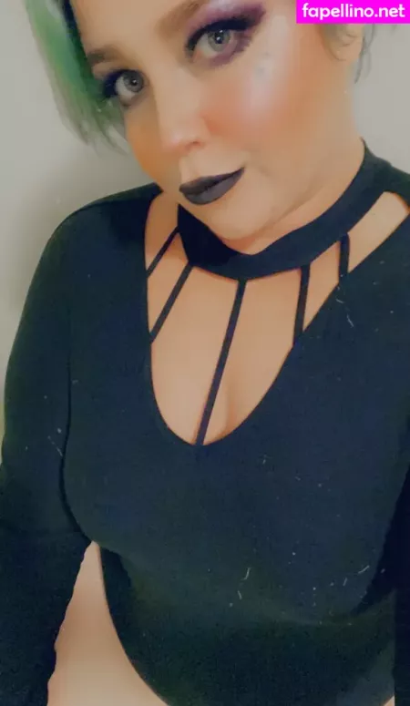 Unsupervised Housewife OnlyFans Thumbnail #oLkztiFgeh