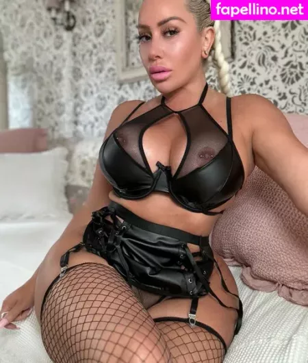 Uptown Jenny OnlyFans Thumbnail #z0PzXl5HIc