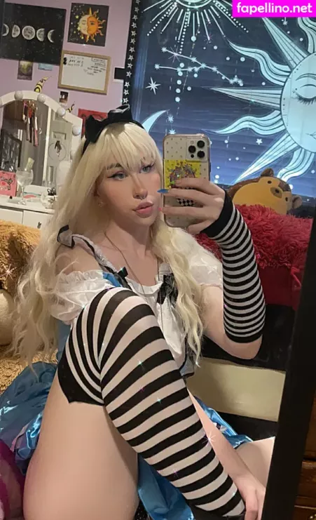Ur Dads Favv OnlyFans Thumbnail #Z0D7v9yMOB