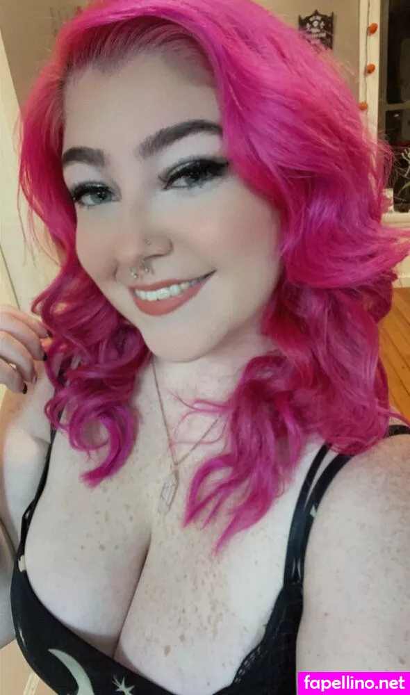 psychotic.circus, ur_emo_gf Nude Leaked OnlyFans Photo #9AGZVkjarq