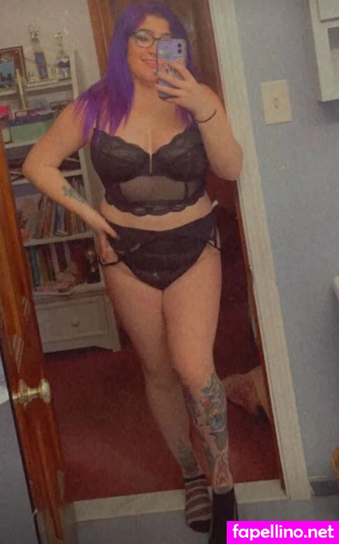 psychotic.circus, ur_emo_gf Nude Leaked OnlyFans Photo #PSjTl6s6V4