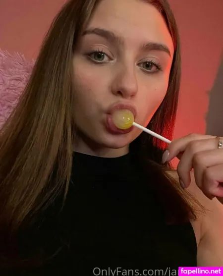 Ur Jane Daviss OnlyFans Thumbnail #4twR7EqXOh