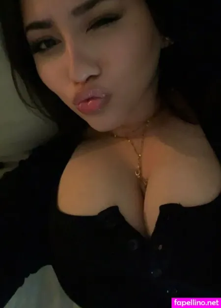 Ur10vee OnlyFans Thumbnail #AoqzJrf5aN