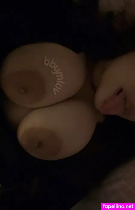 Ur10vee OnlyFans Thumbnail #XoTFWLCfBV