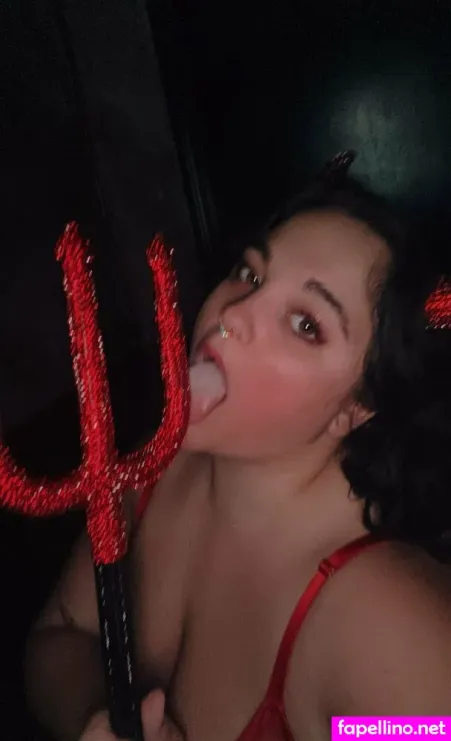 Ur4me22 OnlyFans Thumbnail #Vf9uJPAh7t