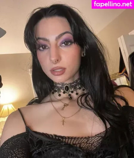 Urbabysadie OnlyFans Thumbnail #V2gXSSh0jL