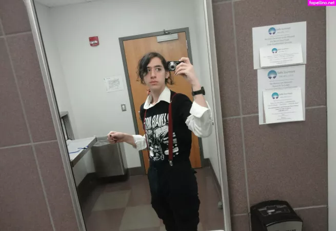 Urcorvidae OnlyFans Thumbnail #QmKm0bFkks