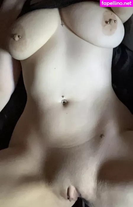 Urcreepygf OnlyFans Thumbnail #JRsBVE7GGj