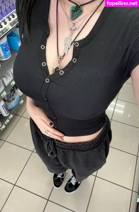 Urcreepygf OnlyFans Thumbnail #b0fpJhbMK6