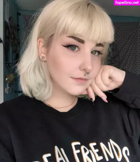 Urdreamghoul OnlyFans Thumbnail #p6KUCt8EFy