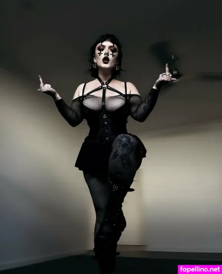 Urfavegothh OnlyFans Thumbnail #BDmOYqhbTf