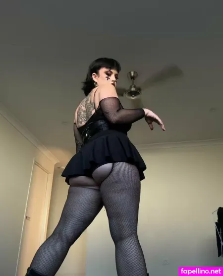 Urfavegothh OnlyFans Thumbnail #GnpTLmku5t