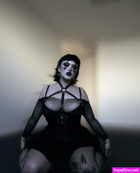 Urfavegothh OnlyFans Thumbnail #ZGyDKVQ2Fn