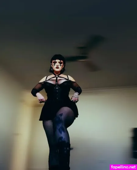Urfavegothh OnlyFans Thumbnail #ywvYO3nw5r