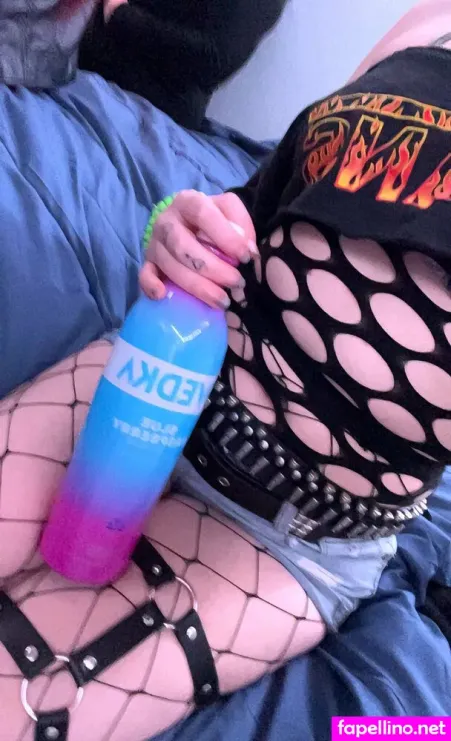 Urfavemobih666 OnlyFans Thumbnail #lJidk9YjdW