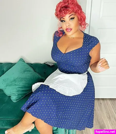 Urfaveriri OnlyFans Thumbnail #7BmwfS0nIz