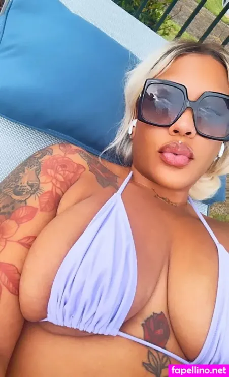 Urfaveriri OnlyFans Thumbnail #YpOi26EqLj