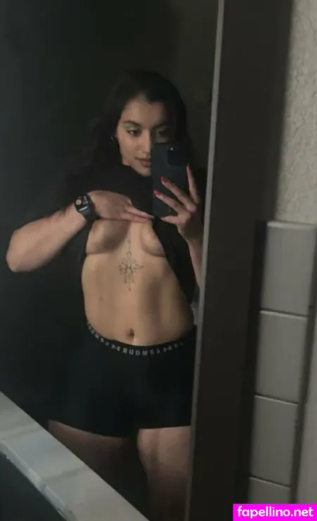 Urfavforeignscorpio OnlyFans Thumbnail #UjQYCFlcUs