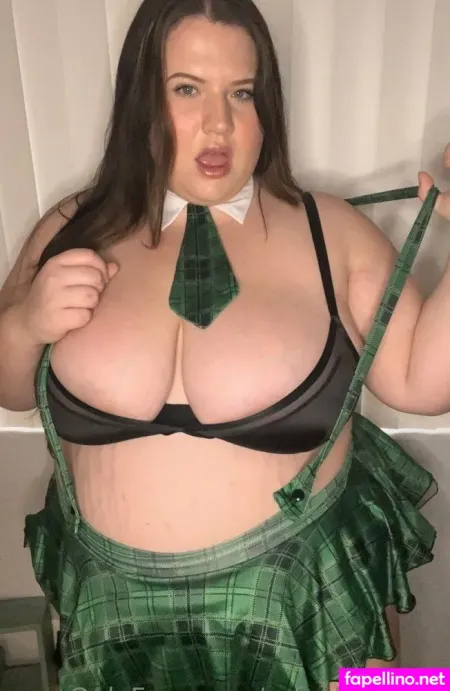 Urfavkittykatt OnlyFans Thumbnail #ZiDAWeinXv