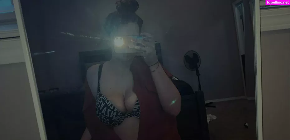 Urfavslxtt OnlyFans Thumbnail #r3Sd9JuWbY