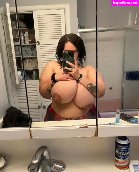 Urfavvbri OnlyFans Thumbnail #B4du1CBbH0