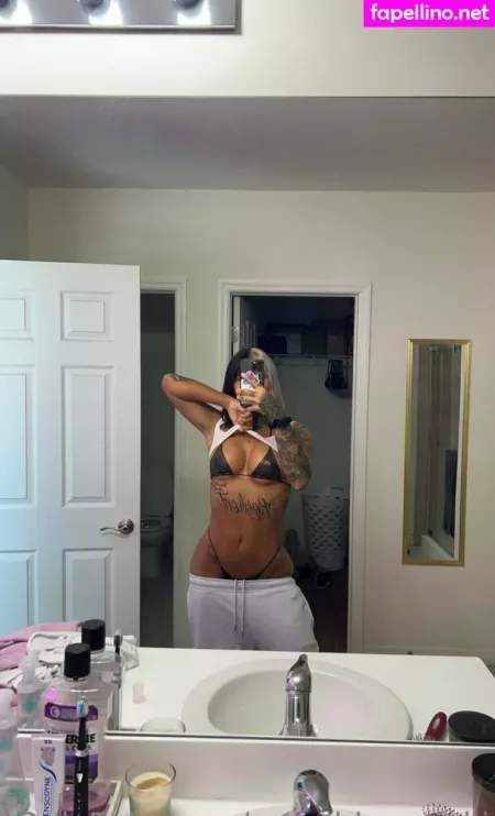 Urgoddessnicki OnlyFans Thumbnail #08J6yg1ZGy