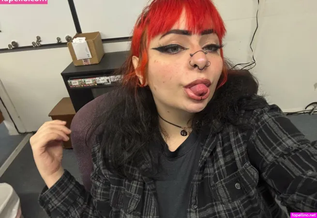 Urgothfairy666 OnlyFans Thumbnail #VYwAToteut