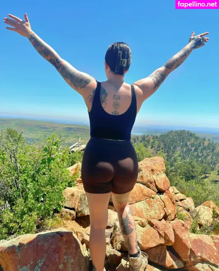 Urinternetprincxss OnlyFans Thumbnail #laSmlaxMYD