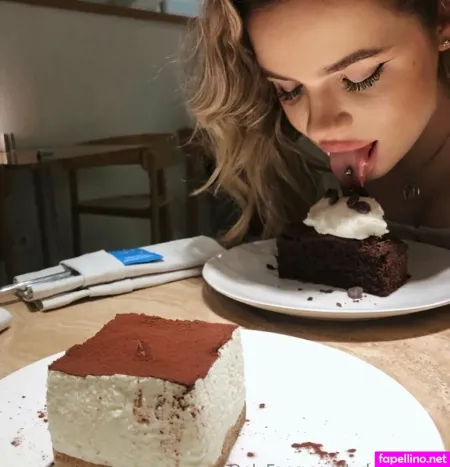 Urkittymary OnlyFans Thumbnail #4fL5hv9GGq