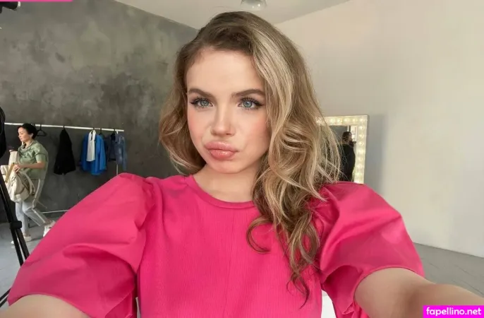 Urkittymary OnlyFans Thumbnail #Qy3OBGg3OL