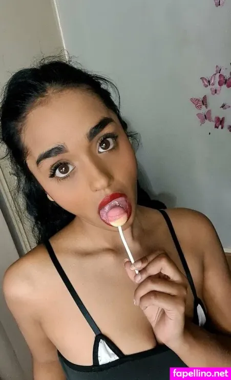 Urlittlemia OnlyFans Thumbnail #FKm72fmJhP