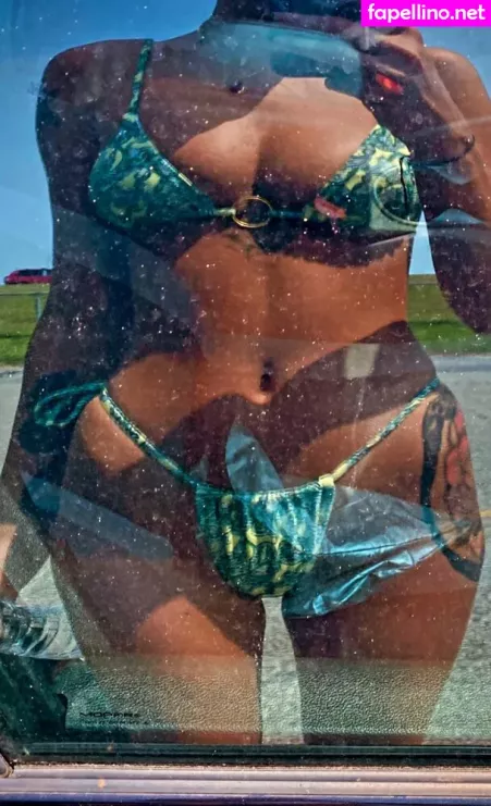 Urnotdreamingbaby OnlyFans Thumbnail #oM10ha7t1p
