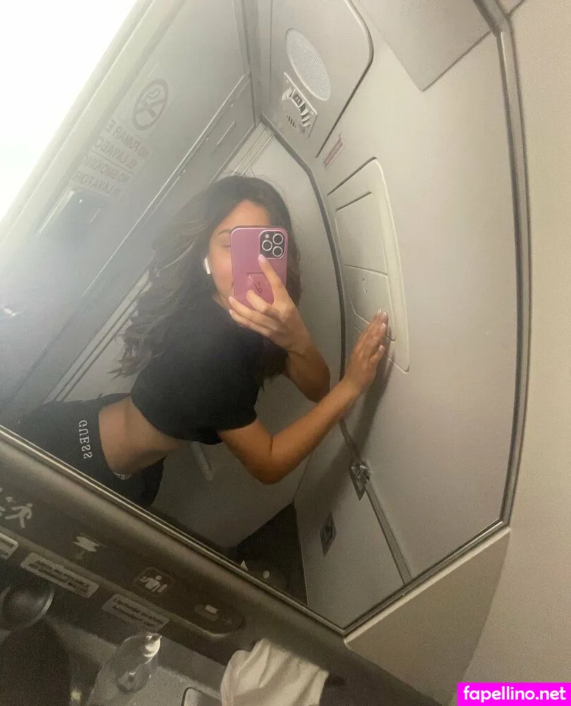 ur.onlinegirlfriend, uronlinegirlfriend Nude Leaked OnlyFans Photo #aigbWGr7H1