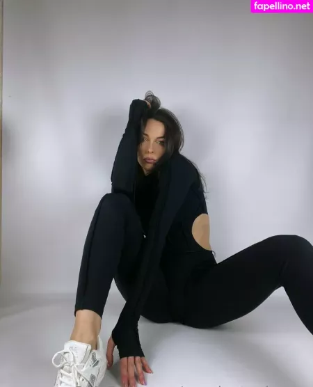 Urr Private Dance OnlyFans Thumbnail #FB7kk3awy0