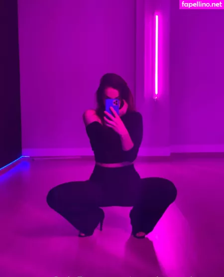 Urr Private Dance OnlyFans Thumbnail #J81a3Yuu1F