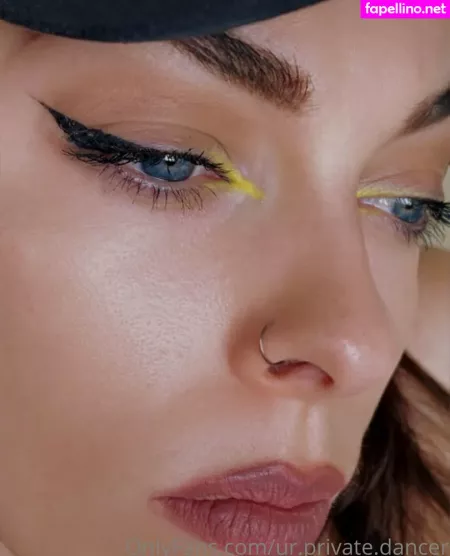 Urr Private Dance OnlyFans Thumbnail #crYjB3ZXNm