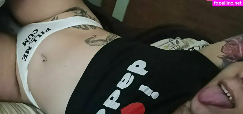 Ursoftbee OnlyFans Thumbnail #1UkfKf3xiM
