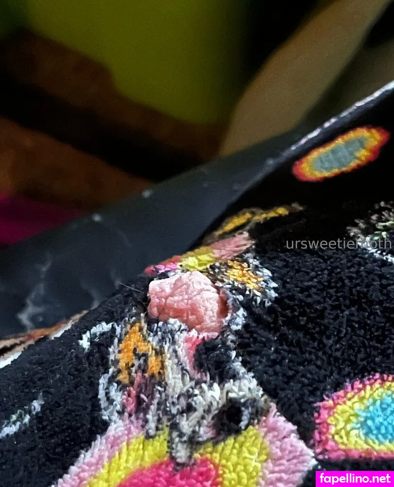 mothinthewalls, ursweetiemoth Nude Leaked OnlyFans Photo #KC4Ykg7oP0