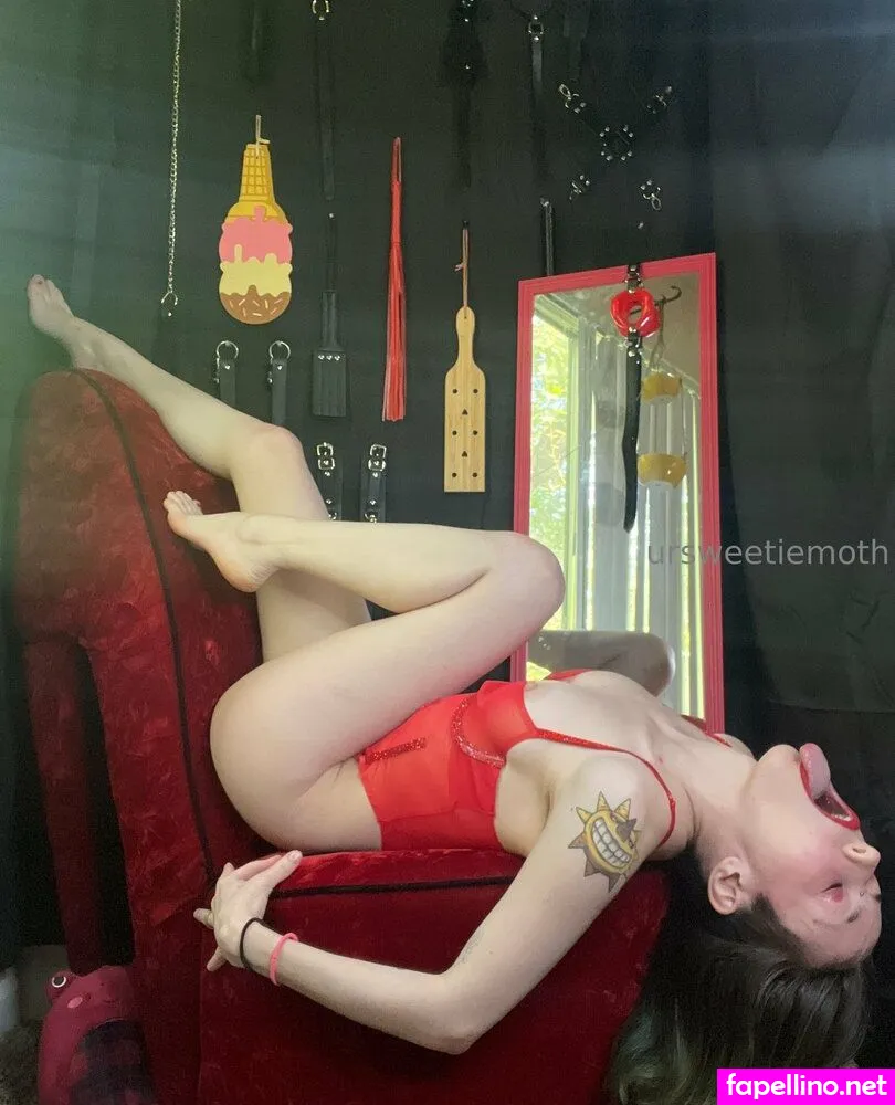 mothinthewalls, ursweetiemoth Nude Leaked OnlyFans Photo #LVHkq3fbH2