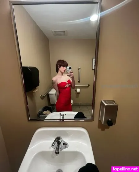Ursweetiemoth OnlyFans Thumbnail #dfj2A07Yqz
