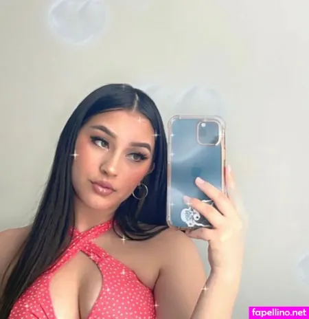 Urth2 Les OnlyFans Thumbnail #jEb2bjg2e9