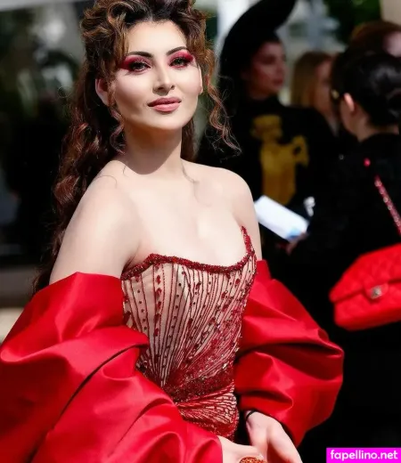 Urvashi Rautela OnlyFans Thumbnail #DTX3BZeMlk