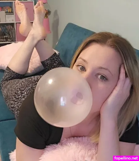 User101101 Main Profile Photo