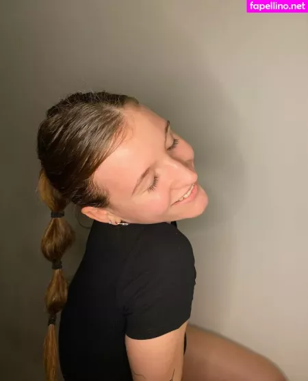 User382500 OnlyFans Thumbnail #aeDgNX5neu