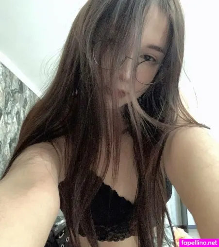 Ushkoluv OnlyFans Thumbnail #0EnZttWEZK