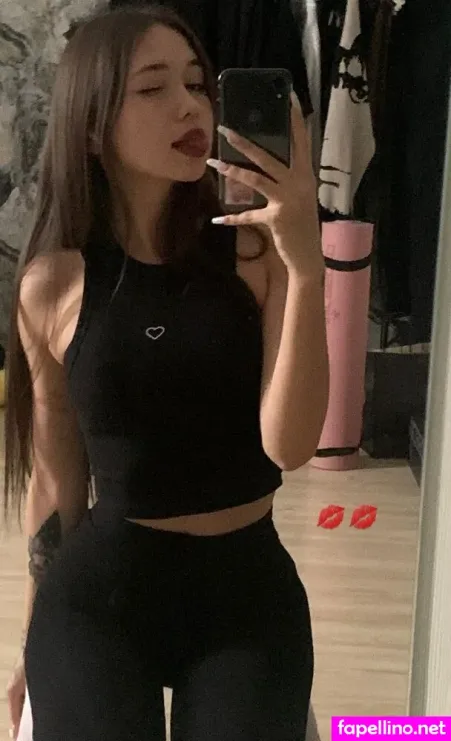 Ushkoluv OnlyFans Thumbnail #uGjmxUR1F5
